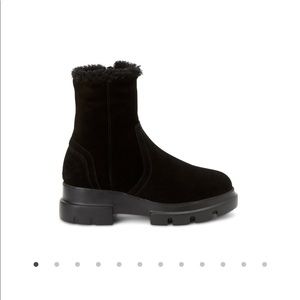 BNIB Aquatalia Kyla Boots